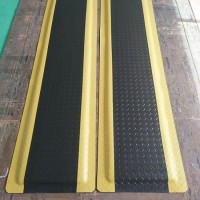 防疲勞地墊中間棉好壞區(qū)分，防靜電抗疲勞墊，無味防靜電桌墊